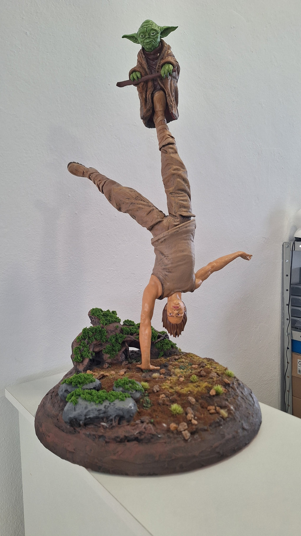 Figura con diorama - Luke y Yoda